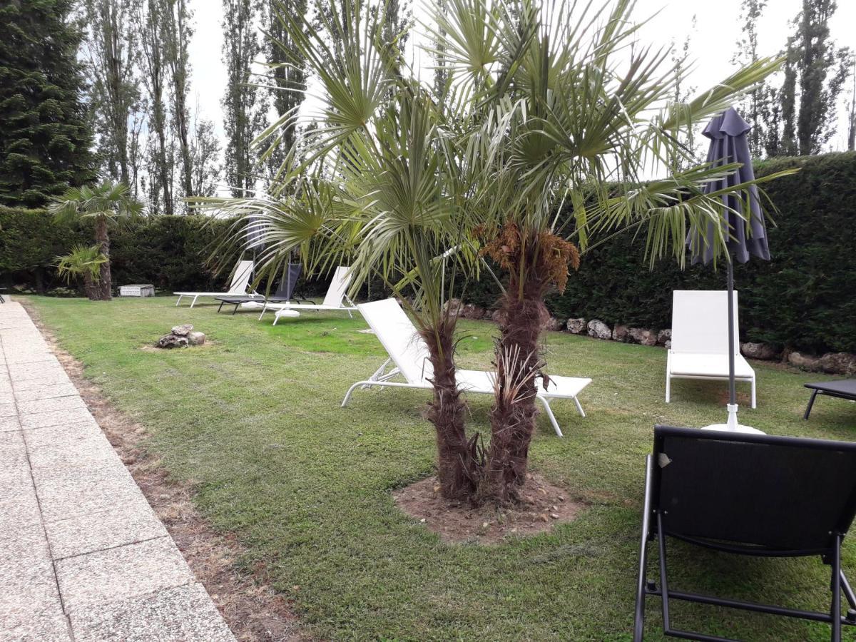 Auberge de l'Orisse Varennes-sur-Allier Exterior foto